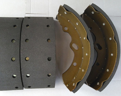 K6722 Mitsubishi Fuso Canter Parking Brake Shoes 8-94311-777-0