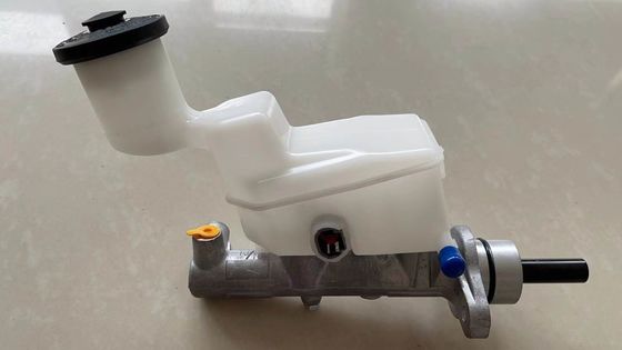 47201-33430 ZESPÓŁ CYLINDRA GŁÓWNEGO HAMULCA AONE OEM PASUJE DO TOYOTA 4720133430 47201-33430 Pompa hamulcowa PASUJE DO TOYOTA Camry ACV30 2AZFE 2002- KDH Auto Parts